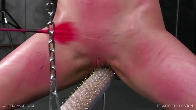 Aku akan menggantung asian girl bokep dan menghukum